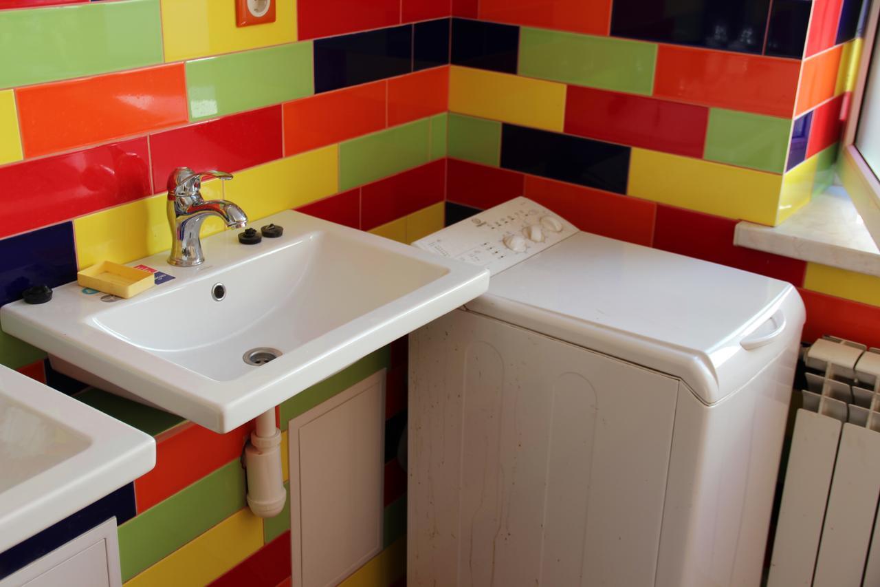 Hostel Mif Ivano-Frankivsk Ngoại thất bức ảnh