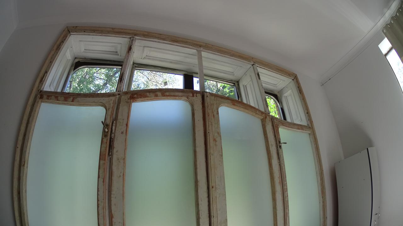 Hostel Mif Ivano-Frankivsk Ngoại thất bức ảnh